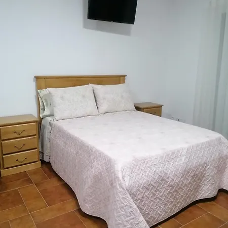 Encostas Do Douro Albergue *